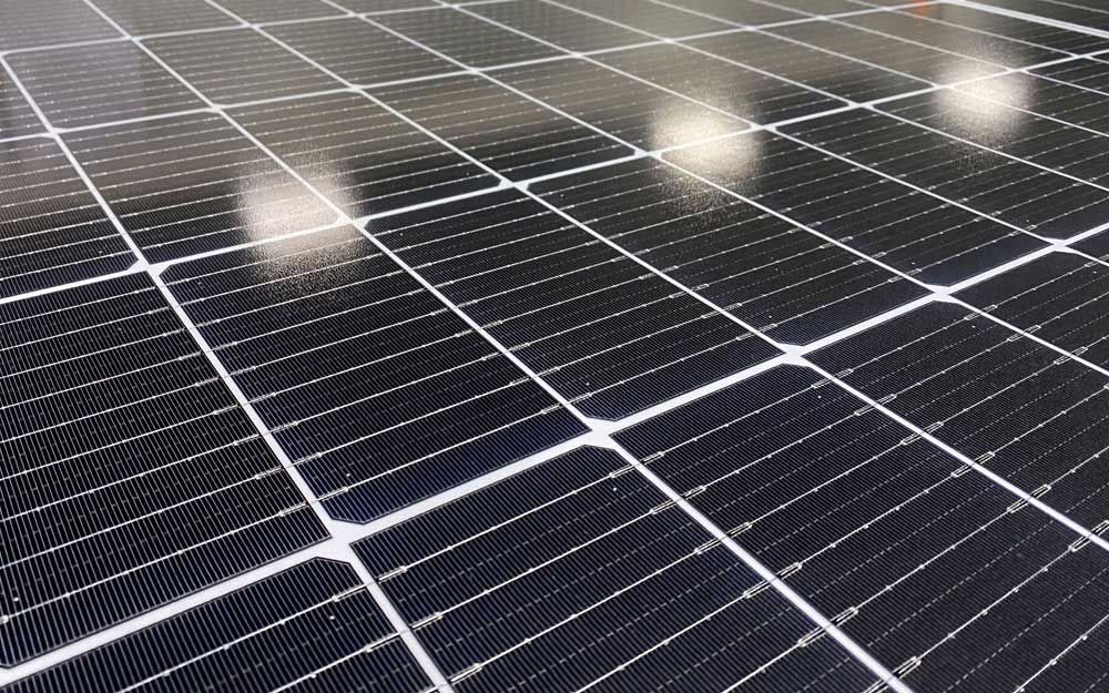 avantages des panneaux solaires photovoltaïques à demi-cellules
