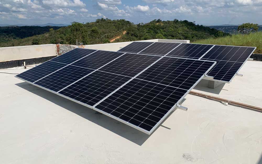 Système solaire hors réseau de 4KW au Brésil
