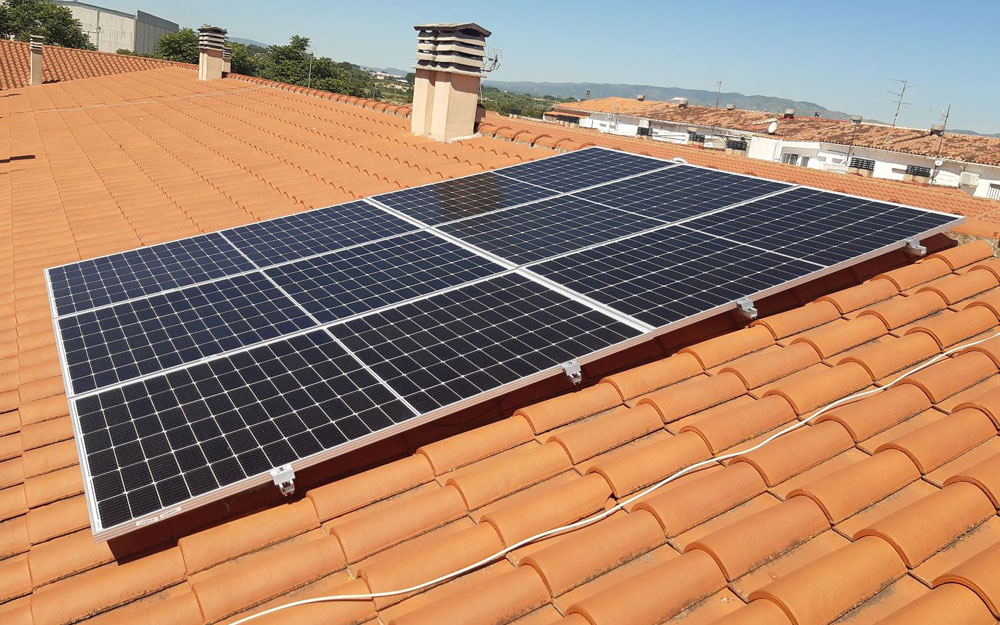 Système domestique solaire de 3KW sur réseau en Espagne
